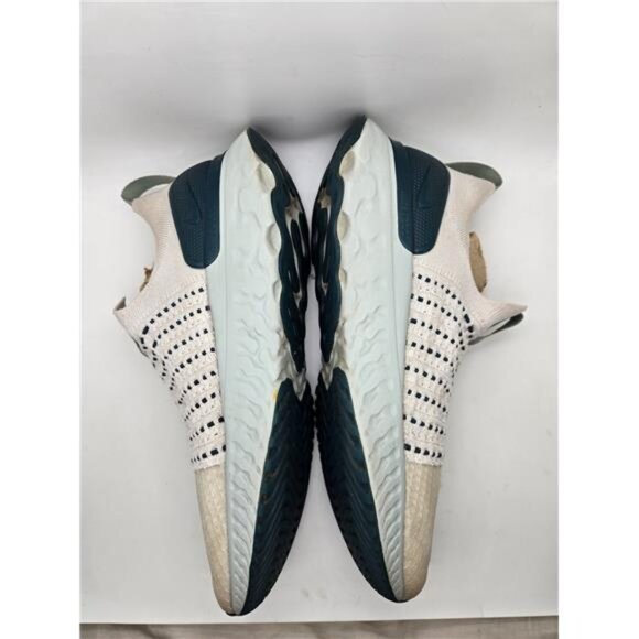 Nike React Phantom Run Flyknit 2 Shoes Womens 11.5 Platinum Tint Running Sneaker - Picture 6 of 8